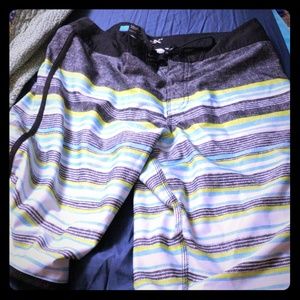 Billabong platium x board shorts